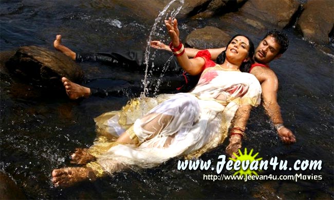 Bala Shweta Menon hot pics